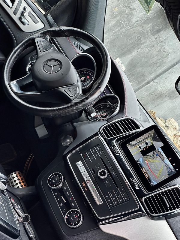 Thumbnail 3 of 2016 Mercedes-Benz GLE-Class AMG